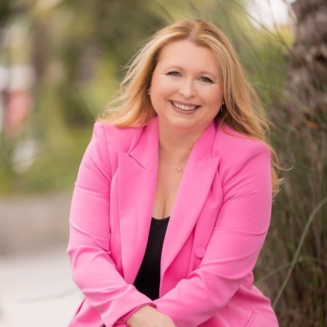 René Gonzalez — Speaker, Leader, Author